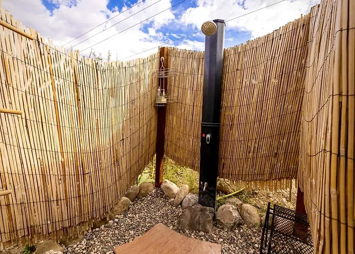 Amazing Unique Barrel Pod With Incredible Views For An Unforgettable Romantic Getaway Near Montezuma, Arizona Holiday home