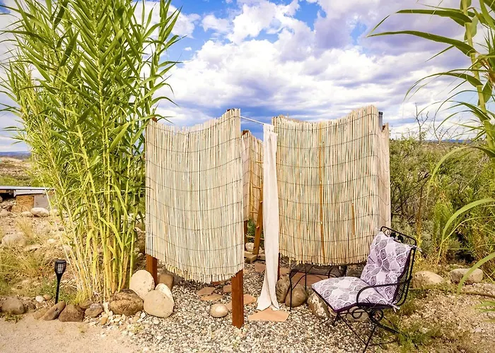 Holiday home Amazing Unique Barrel Pod With Incredible Views For An Unforgettable Romantic Getaway Near Montezuma, Arizona